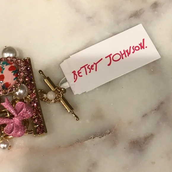 💖NWT💖 Betsey Johnson BABYCAKES CLUSTER BRACELET PINK - Picture 9 of 12